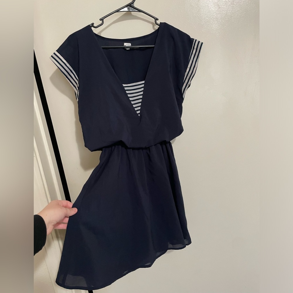 Women’s dress